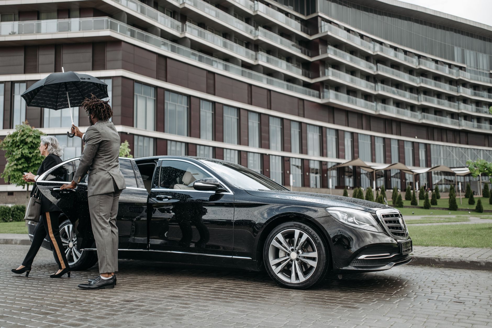 Chauffeur Privé équipe à Corbeil-Essonnes